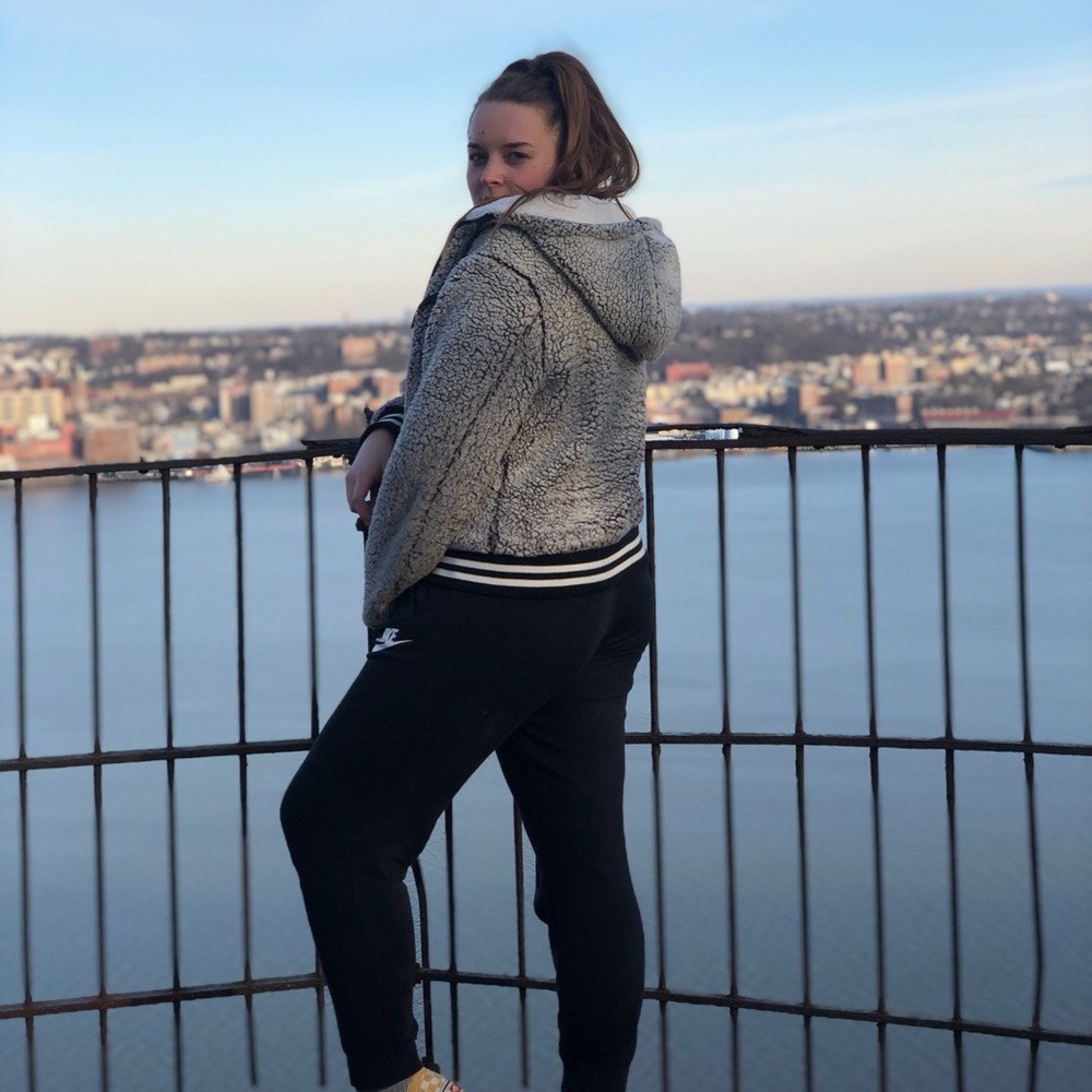 Meet your Posher, Maggie